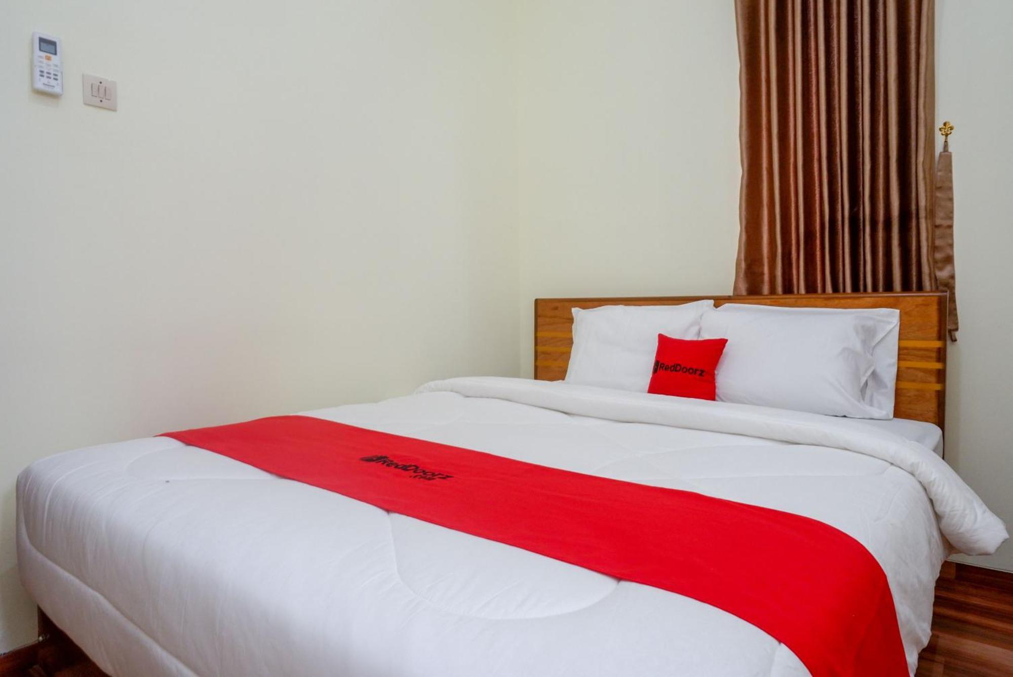 Reddoorz Near Rita Supermall Purwokerto 2 Exterior photo