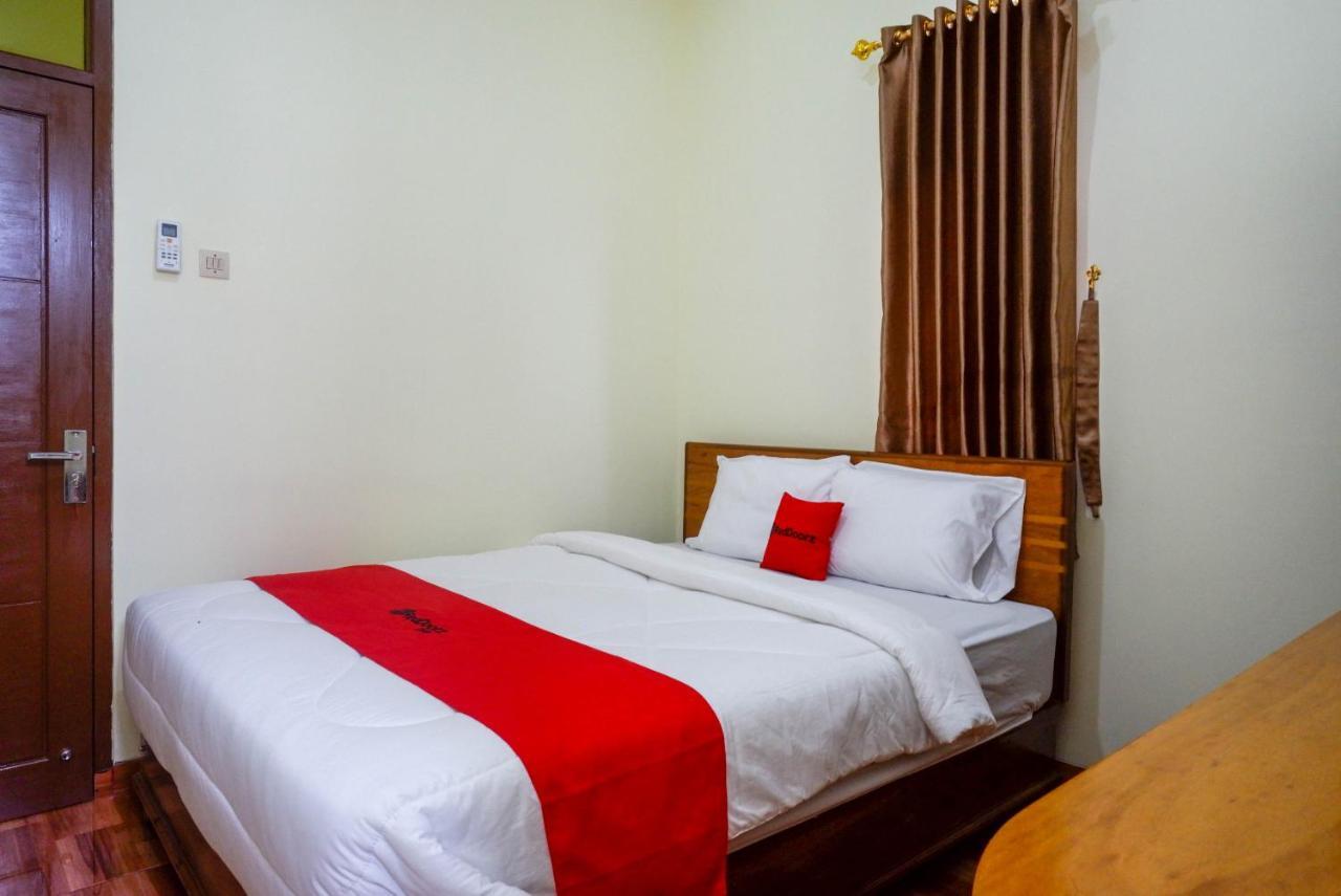 Reddoorz Near Rita Supermall Purwokerto 2 Exterior photo