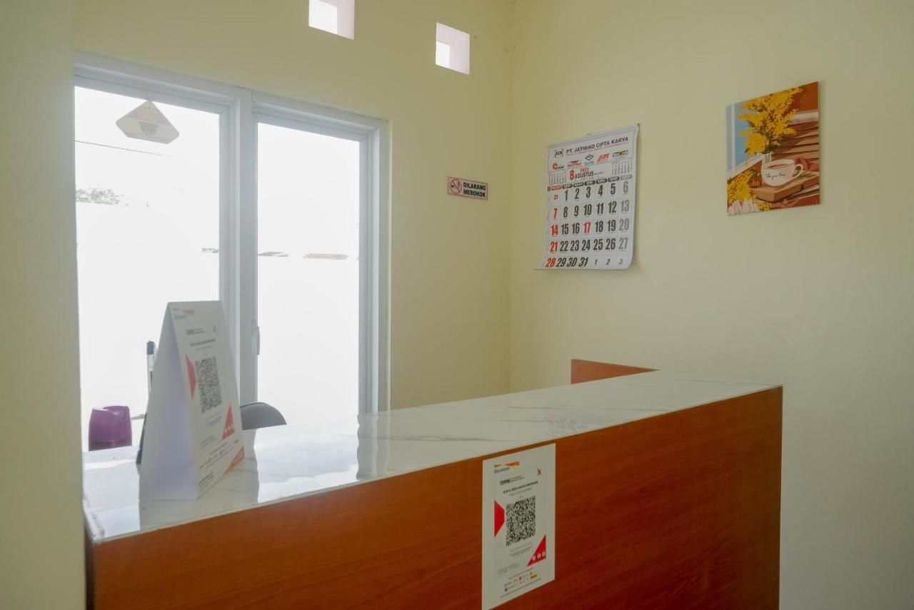 Reddoorz Near Rita Supermall Purwokerto 2 Exterior photo